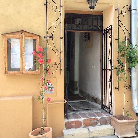 Dominic Boutique Apartman Segesvár Kültér fotó