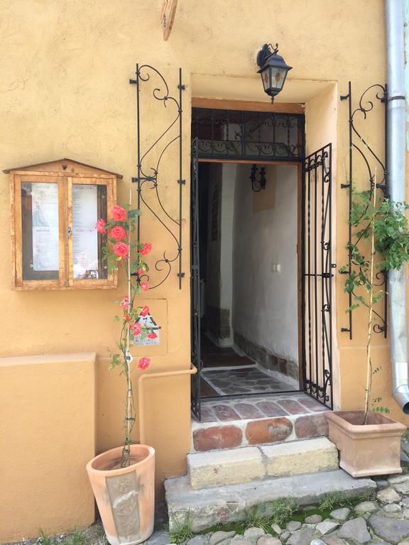 Dominic Boutique Apartman Segesvár Kültér fotó